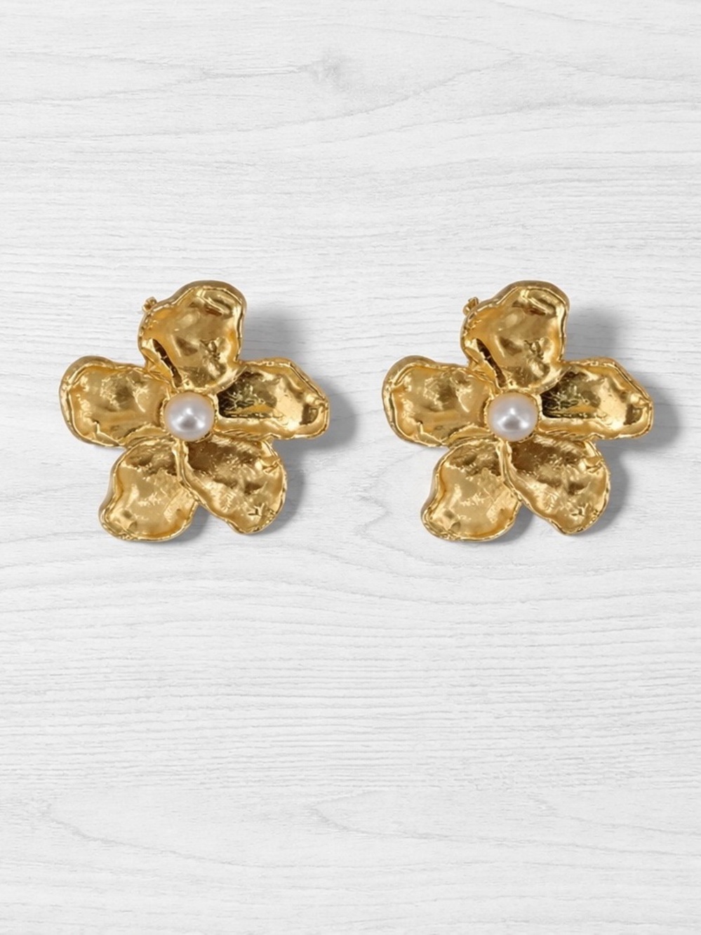 Gold Flower Pearl Center Statement Earrings - Women Jewelry